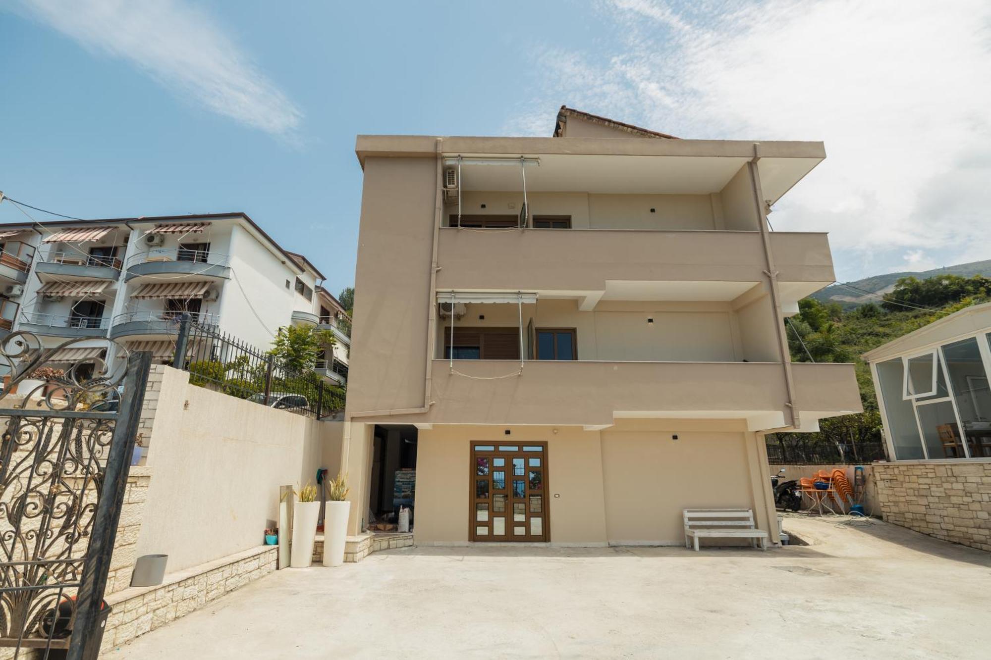 Voyage Villa Vlorë Exterior foto